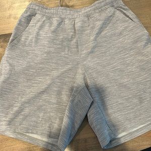 Lululemon men’s swim shorts size small